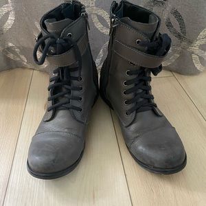 Dolce Vita combat boots